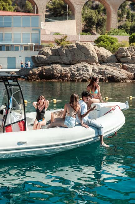 Marseille: Frioul Islands Adventure - Swimming and Water Activities in the Calanques