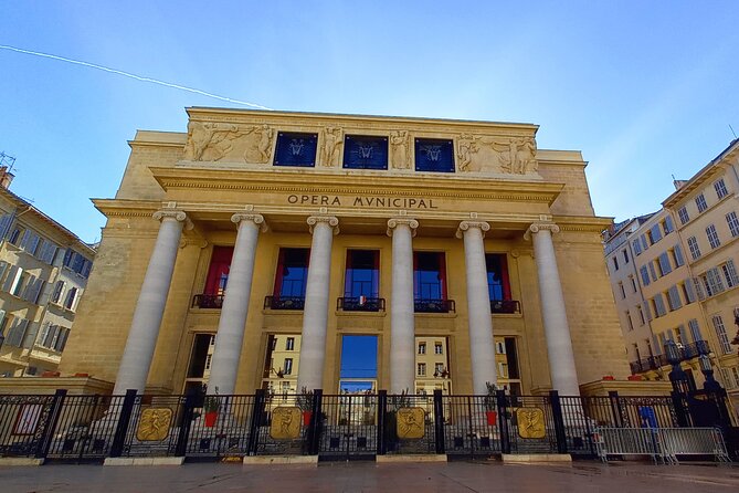 Marseille Guided Tour for 2.5 Hours with a Bilingual Local Guide - Walking along Quai de Rive Neuve and port insights