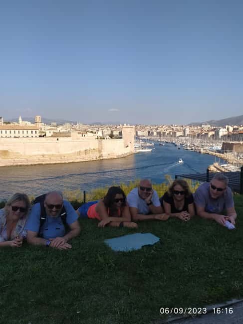 Marseille: Highlights walking tour - Anse de Malmousque: Serenity by the Sea