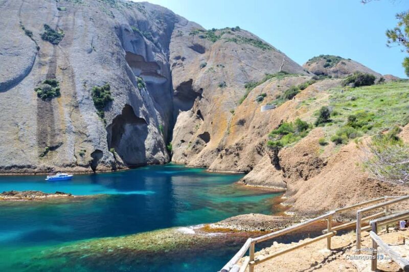 Marseille: La Ciotat Cinema & Nature Half Day Trip - Scenic Coastal Walks and Panoramic Views at Mugel Park