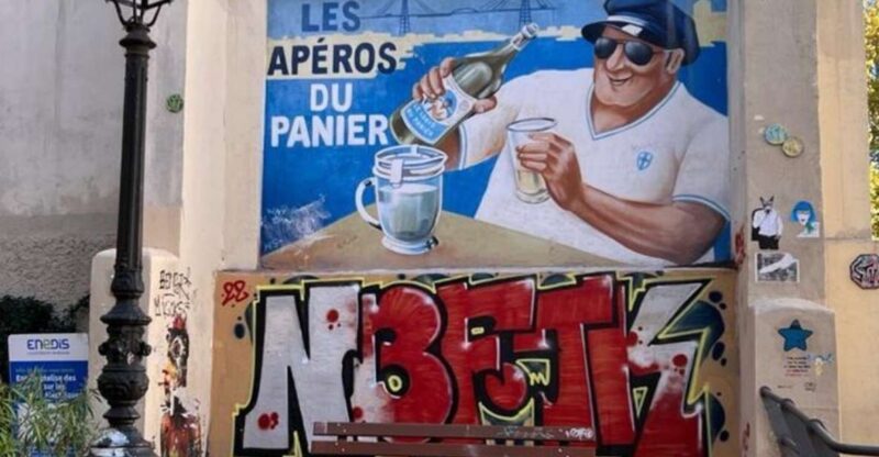 Marseille: Le Panier District 2-hour Guided Walking Tour - Exploring the Historic Le Panier District in Marseille