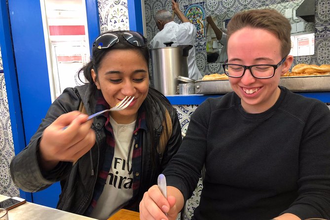 Marseille Miam Miam Food tour - A Toast with Pastis in the Heart of Marseille