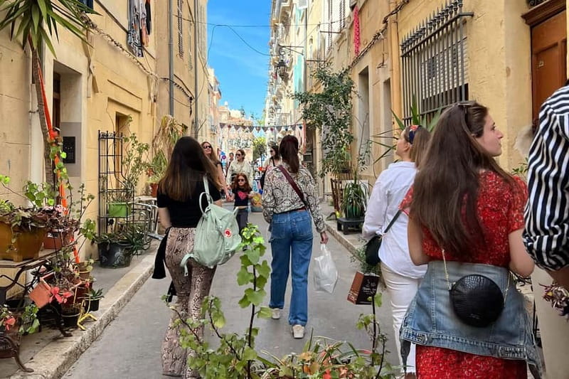 Marseille: No-Diet Club Local Food Tasting and Walking Tour - Led by Guides Who Share Marseille’s Culinary Stories