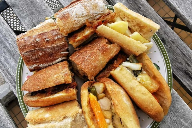 Marseille: No-Diet Club Local Food Tasting and Walking Tour - The Guides Make the Difference