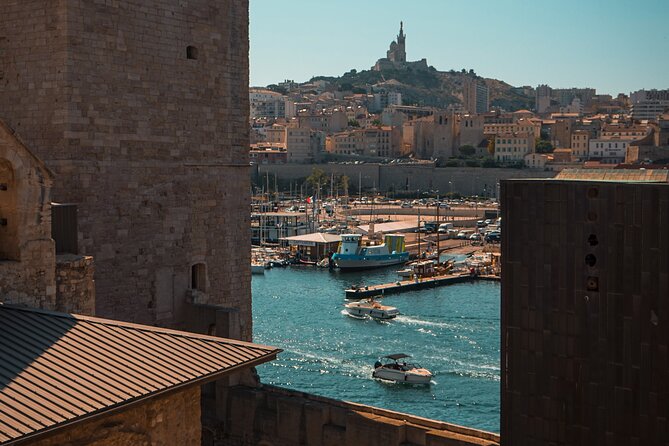 Marseille Old Town Exploration Game and Tour - Starting Point at Quai du Port in Marseille