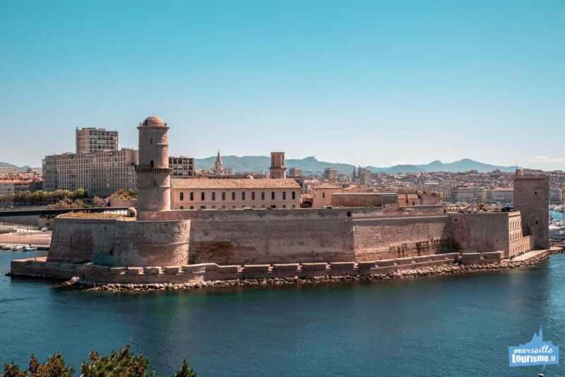 Marseille: Old Town's Walking tour From the Cruise Terminal - Key Points