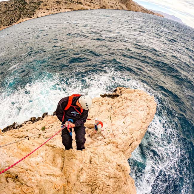 Marseille : Sormiou Via Corda in the Calanques - Level 1 - Meeting and Transportation Logistics