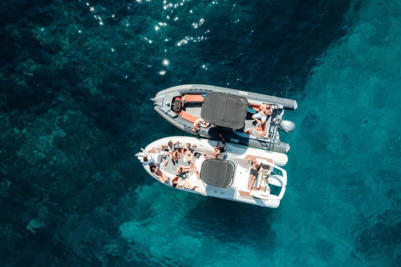 Marseille: Special Christmas Boat Ride in the Old Port - Embarking from the Old Port of Marseille