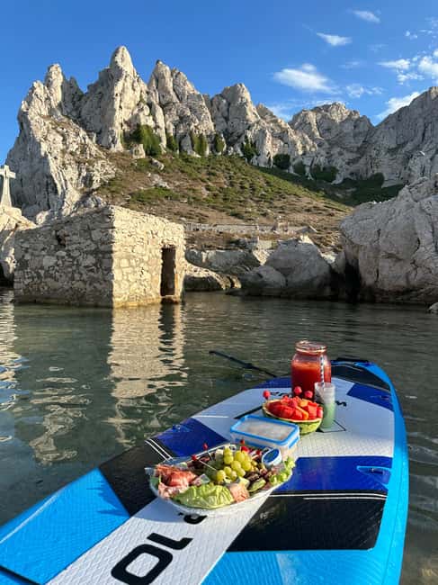 Marseille: stand-up paddle tour - discover the calanques - Stop at Baie des Singes: Activities and Relaxation