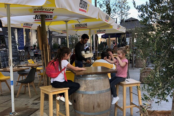 Marseille Sunset Apéro tour - The Role of the Guide in Creating a Memorable Evening