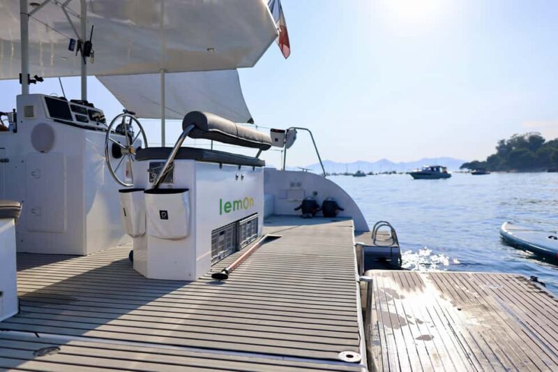 Marseille: Sunset Catamaran Tour with Stand-up Paddle & Wine - Swimming in Secluded Clear Waters