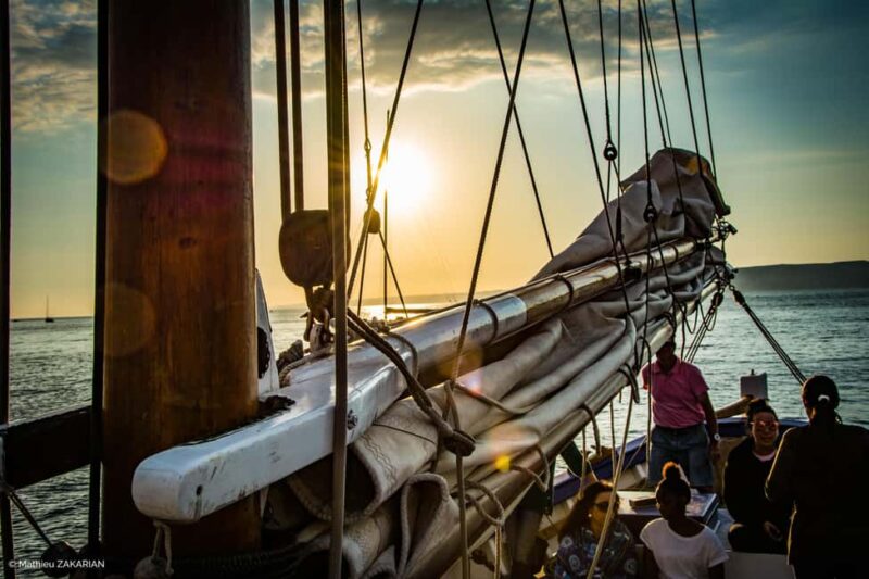 Marseille: sunset on a sailboat, buffet, and Provence wine - Experience a Sunset Sail on La Flaneuse in Marseille