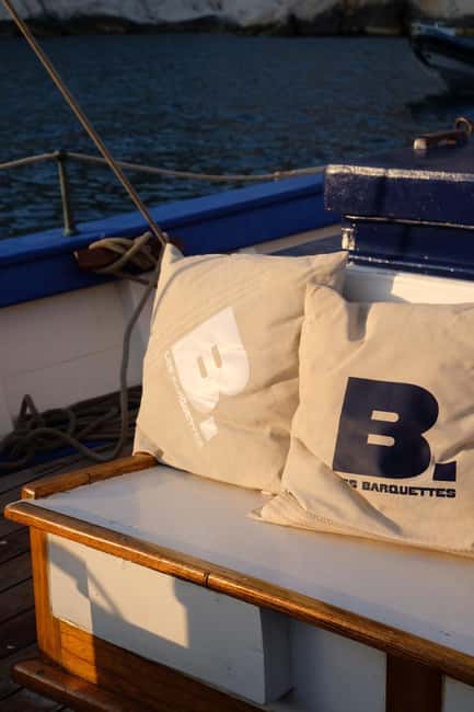 Marseille: sunset on a sailboat, buffet, and Provence wine - Unique Features That Set This Tour Apart