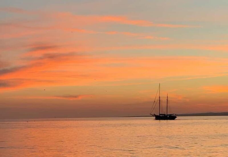 Marseille: Sunset Sailing Cruise with Dinner and Wine - The Sum Up: A Relaxing and Scenic Evening in Marseille