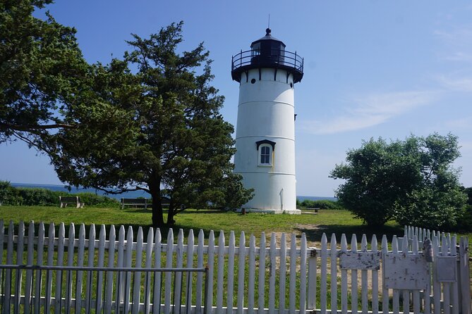 Martha's Vineyard Day Trip with Optional Island Tour from Boston - Transport and Comfort: Group Size and Amenities
