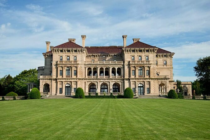 Martha's Vineyard & Essex 2-Day Tour from New York | Kids 50% Off - Key Points