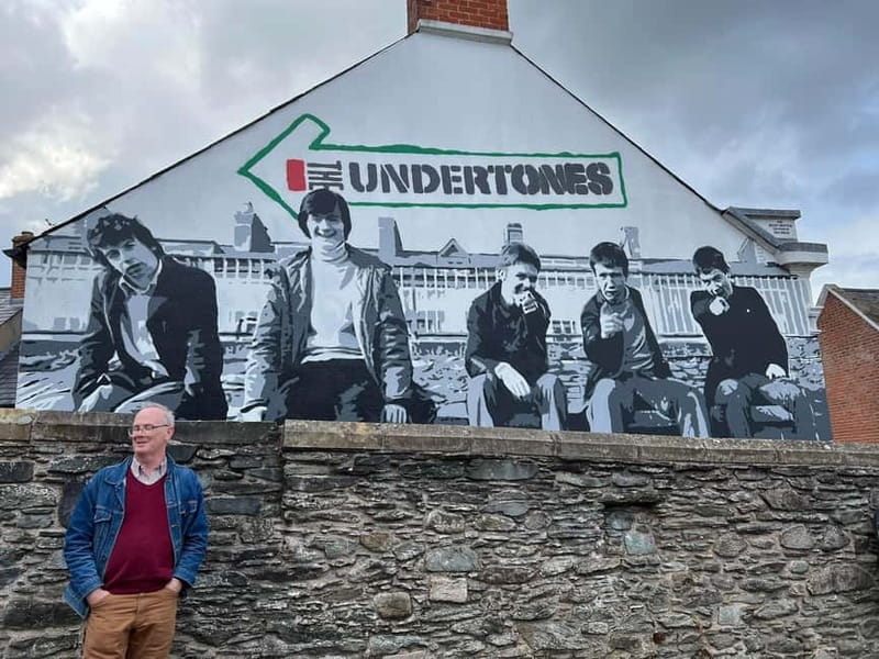 Marvel at the Street Art & Murals - Key Points