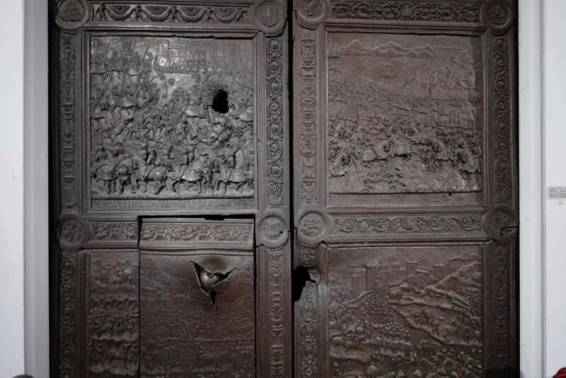 Maschio Angioino Entry Ticket with Smart Digital Guide - Practical Details and Tour Logistics