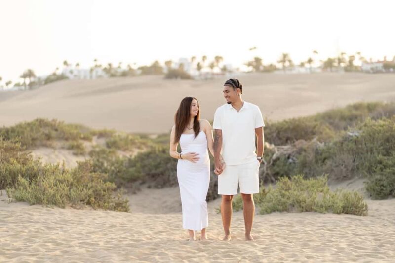 Maspalomas dunes: private photoshoot - Capture your moments - Starting Location and Meeting Point at Café Mozart II