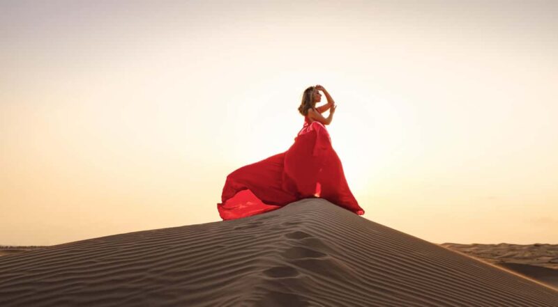 Maspalomas: Flying Dress Photoshoot in Sand Dunes - The Magic of the Flying Dress Among the Dunes