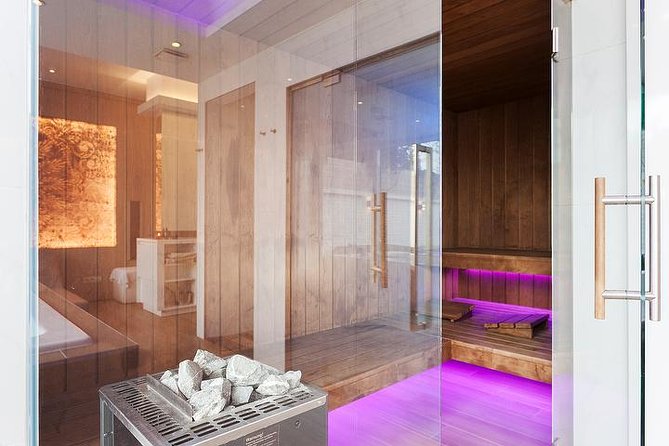 Massage back and neck - The Experience Provider: Vitala Beauty & Wellness