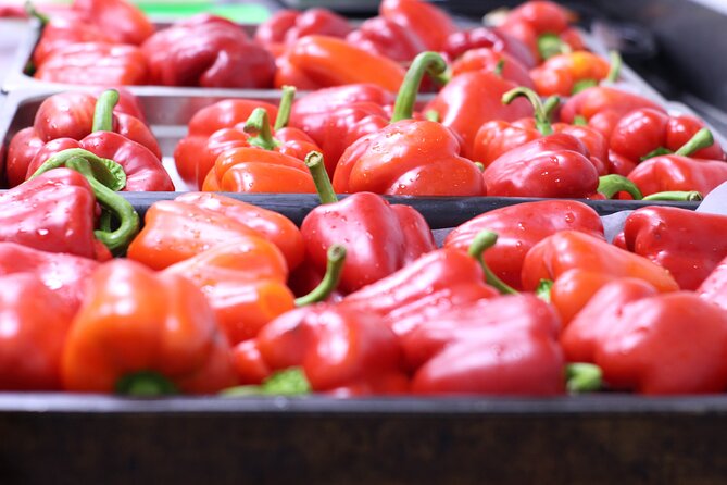 Master the Art of Paella in an Authentic Valencian Kitchen - Meeting Point and Logistical Details