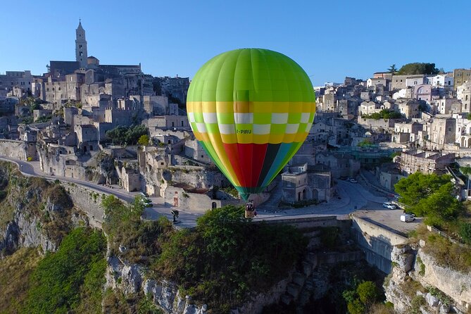 Matera balloon flight for small groups - The Flight Experience and Safety Features