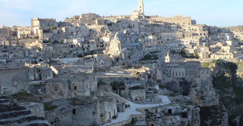 Matera Walking Tour with Casa Grotta & Rock Church Entry - Explore Matera’s Historic Heart with Expert Guidance