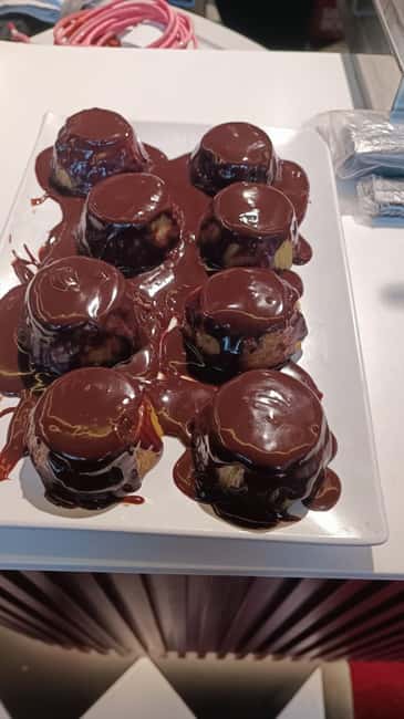 Matosinhos: Have lunch with fresh fish you choose at the market - The Role of Food in Portuguese Culture and Tradition