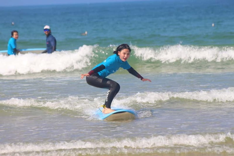Matosinhos: Surfing Lesson with Equipment - Learning in a Small Group: Personalized Advice and Support