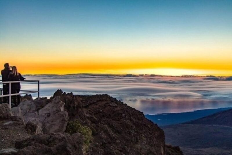 Maui: Haleakala Sunrise Tour with Pick-up - Island-Style Breakfast and Comfort Measures