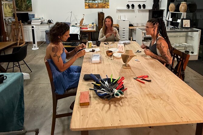 Maui Jewelry Making Class with Puka Shells and Pearls - Practical Details: Meeting Point and Schedule