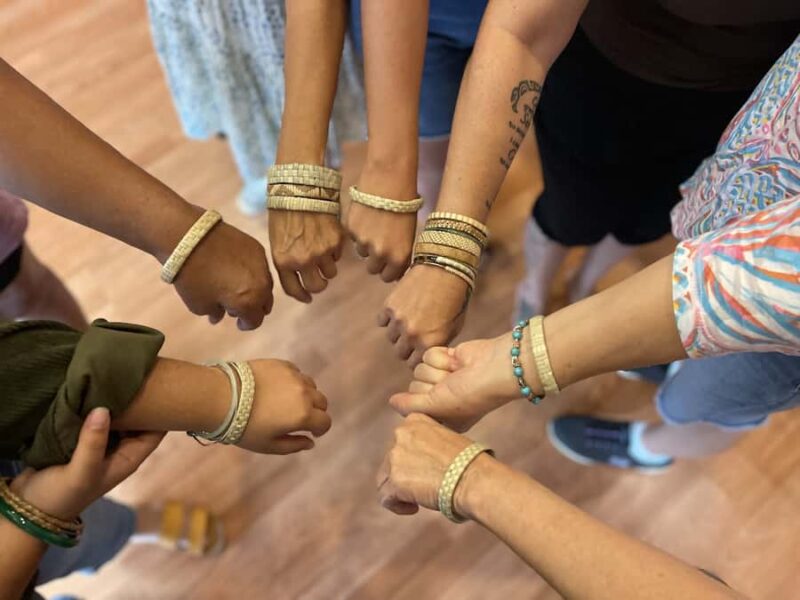Maui: Lauhala Bracelet Weaving Craft Class - Location and Meeting Details at Queen Kaahumanu Center