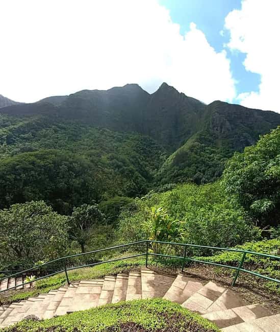 Maui: North Shore and Hana Highway Tour with Breakfast - Visiting Keanae, a Picturesque Hawaiian Village