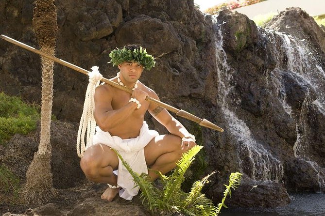 Maui Nui Luau at the Sheraton Maui Resort & Spa - Highlights of the Cliff Diver at Black Rock