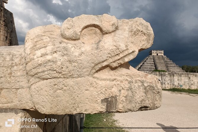 Mayan Experience in Chichen Itza - The Expertise of Carlos as Your Guide