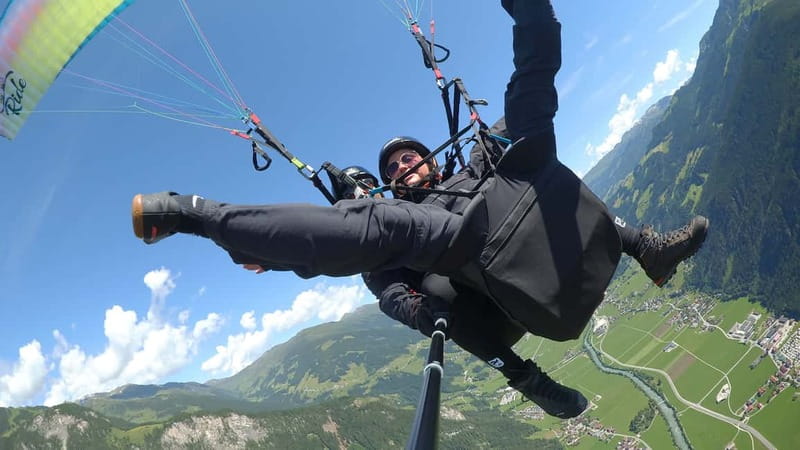 Mayrhofen: Private Paragliding Flight - All Levels - Freedom - How Guides Explain Safety and Flight Procedures