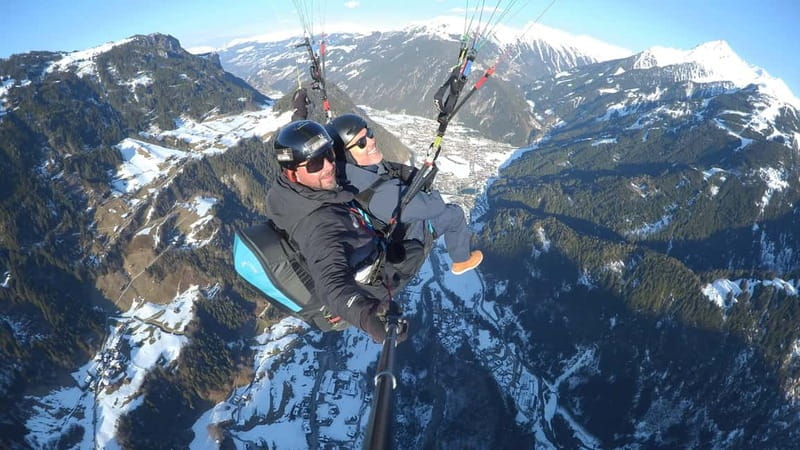 Mayrhofen: Private Paragliding Flight - All Levels - Freedom - What to Wear and Bring on the Flight