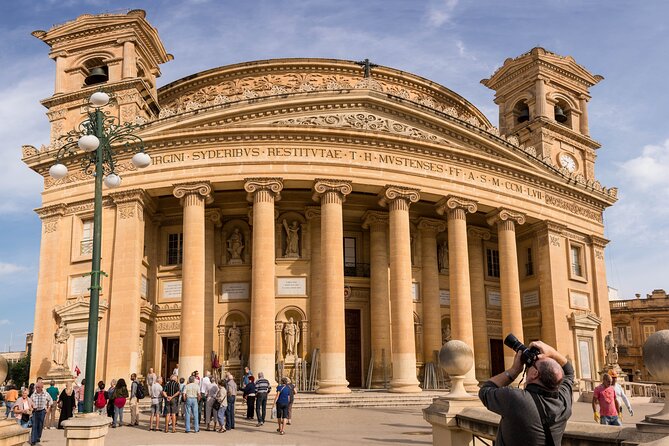 Mdina and Highlights of Malta Full Day Guided Tour Incl. Lunch and Transfers - The Majestic Rotunda of Mosta: The Church with a Miraculous Bombing