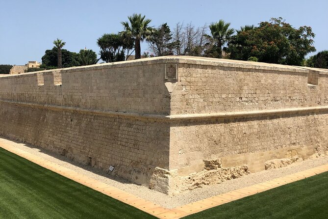 Mdina and Rabat Private Walking Tour - Exploring Vilhena Palace and the Pjazza Mesquita