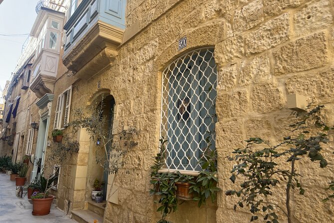 Mdina and Rabat Walking Tour inc. Catacombs and St. Paul's Grotto - Guides Style and Knowledge