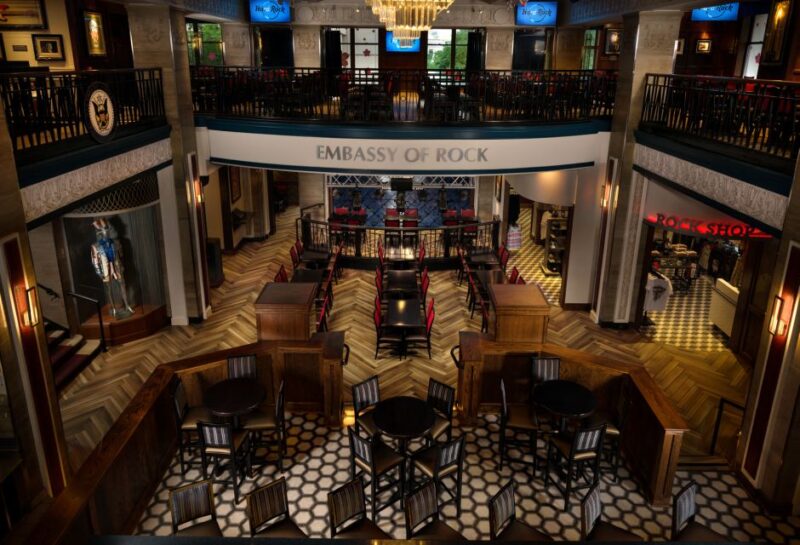 Meal at the Hard Rock Cafe Washington DC - Practical Details on the Meeting Point and Accessibility