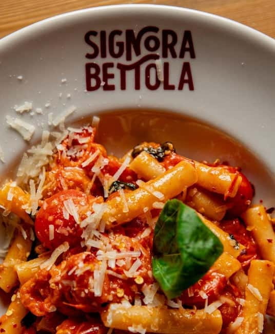 Meat tasting menu at Signora Bettola restaurant - Key Points