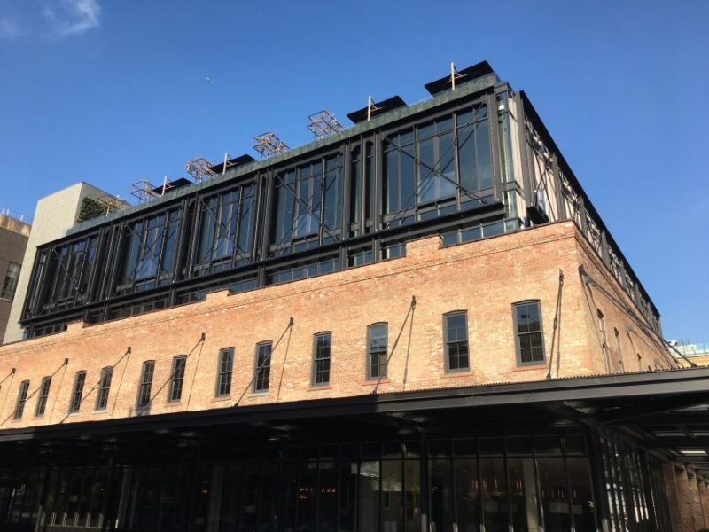 Meatpacking District: Chelsea Market and The Highline Tour - Architectural Marvels and Neighborhood Highlights