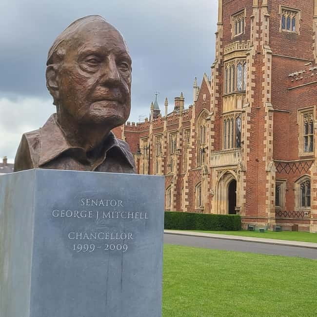 Medieval Dublin Castle.Book of Kell's & Trinity Library Tour - The Role of the National Museum of Ireland Treasures