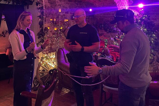 Medieval Experience: Guided Sightseeing and Food Tasting - Optional Latvian Drink Tasting and Historical Insights