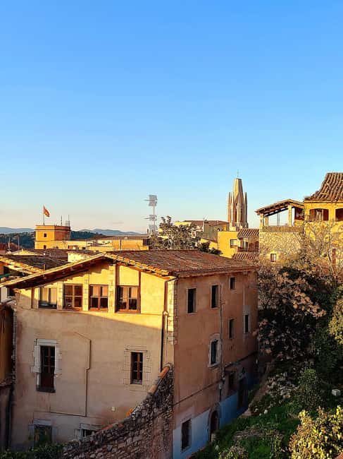 Medieval Girona: Hidden Tales (Licensed Guide) - Discovering Girona’s Old Town and Its Ancient Streets