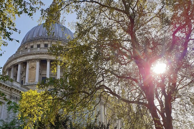 Medieval History Walking Tour from The Tower of London - The Theatrical and Artistic Heritage of London