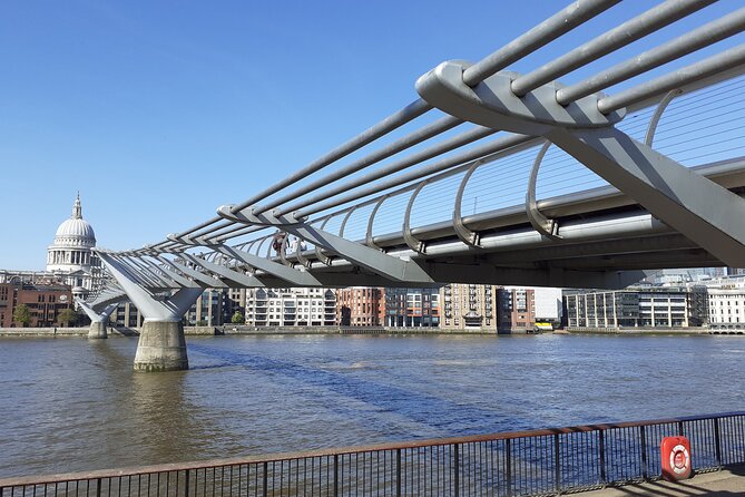 Medieval History Walking Tour from The Tower of London - The Thames River’s Long and Dark History