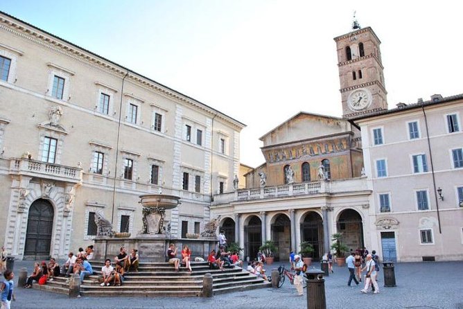 Medieval Rome & trastevere walking tour w/personal tour guide - Piazza di Santa Maria in Trastevere and Its Iconic Church